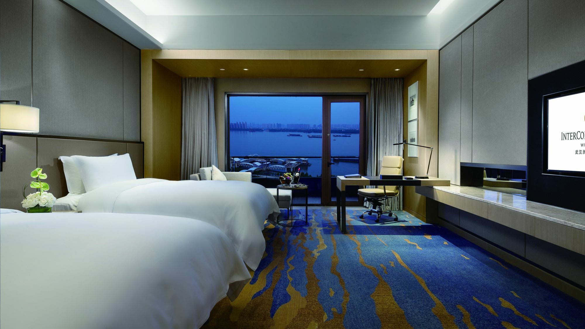 Intercontinental Wuhan By Ihg - Yangtze River View Exteriör bild